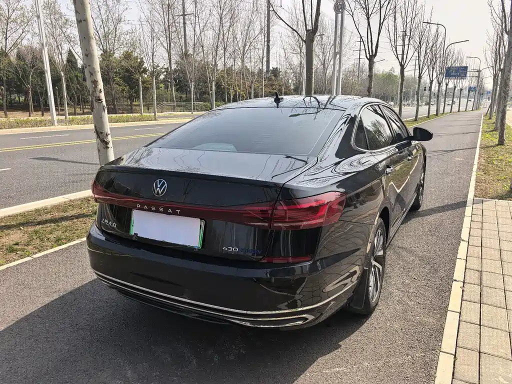 Volkswagen Passat New Energy 2022 — фото 4