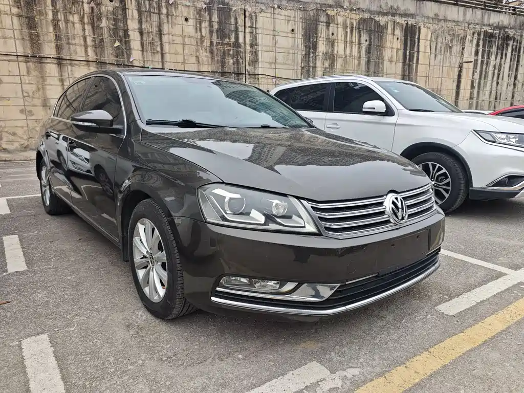 Volkswagen Magotan 2014