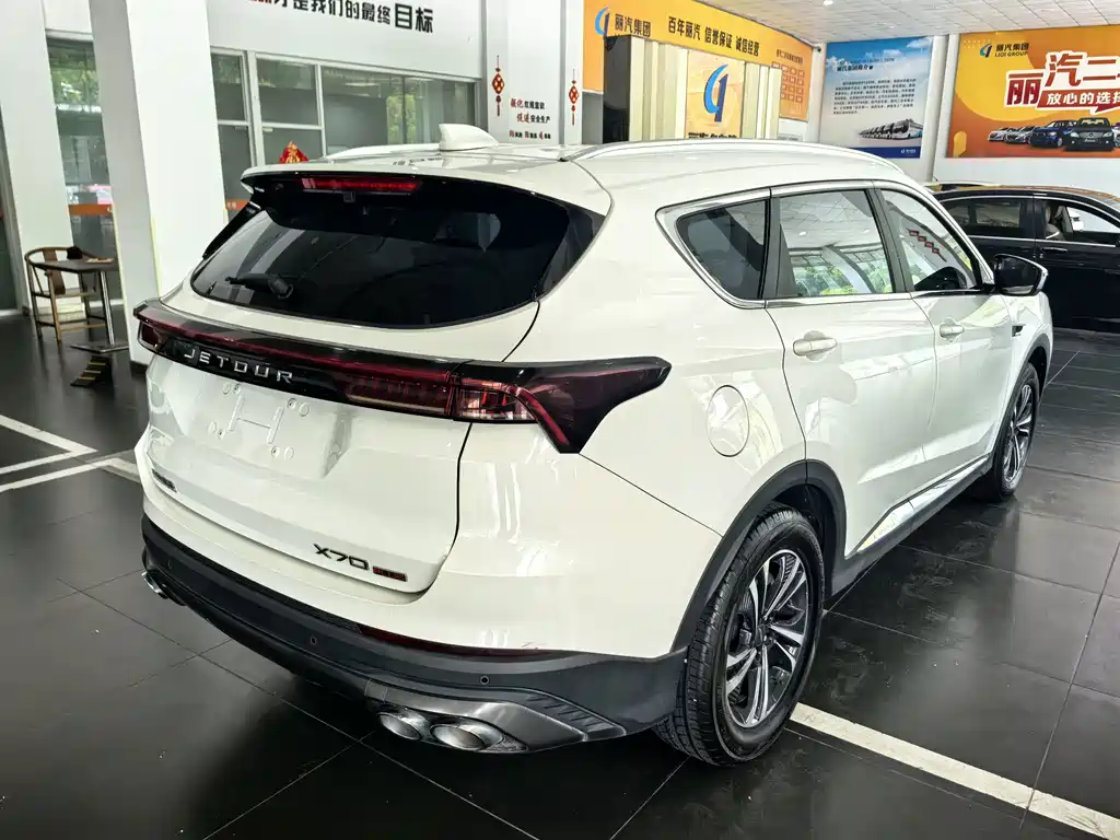 Jetour Jietu X70 PLUS 2020 — фото 14