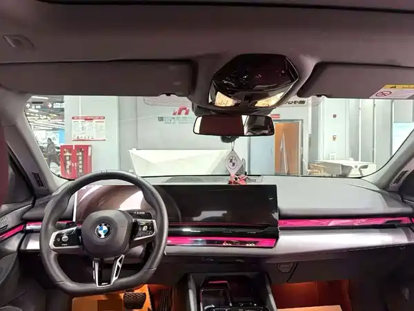 BMW 5 Series 2024