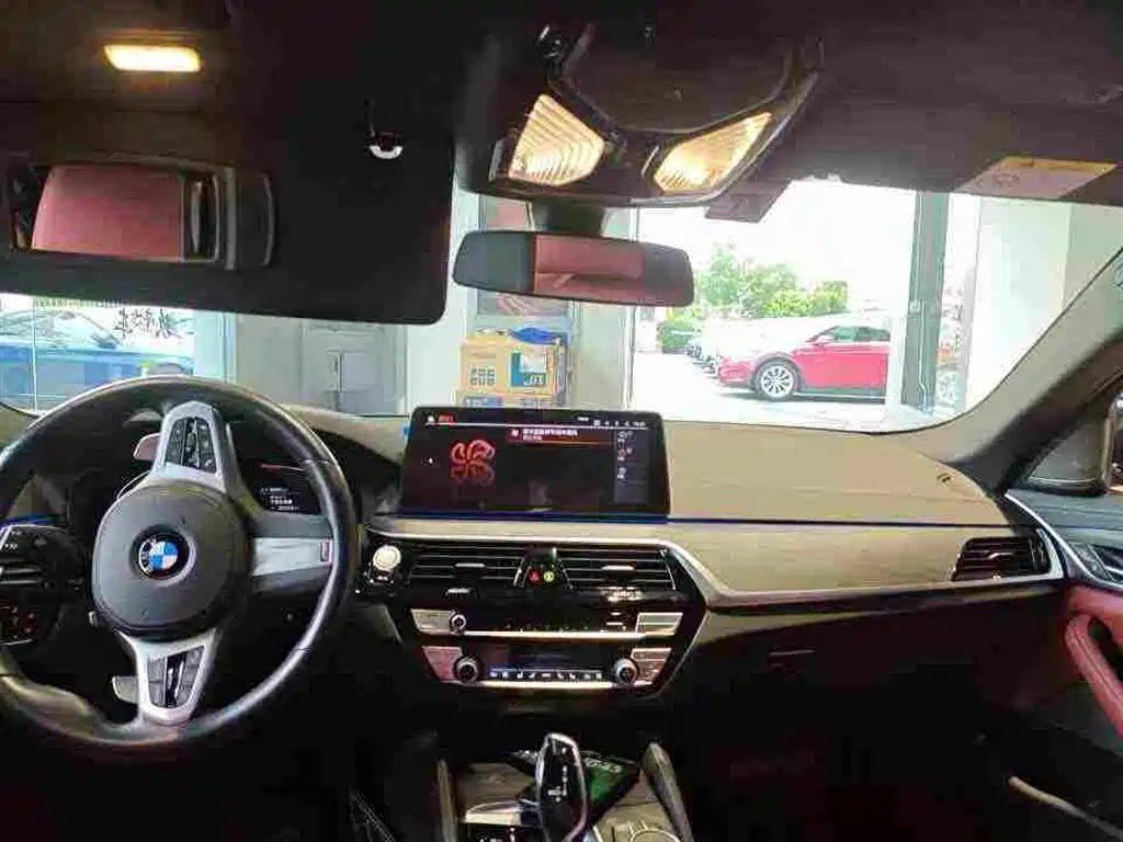 BMW 5 Series 2021 — фото 5
