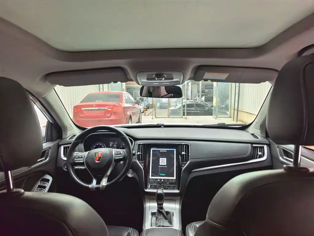 Roewe RX5 2018 — фото 14