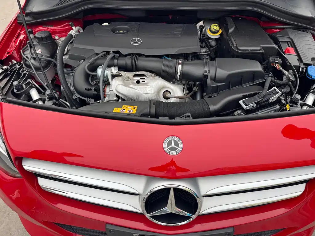 Mercedes-Benz B-Class 2018 — фото 16