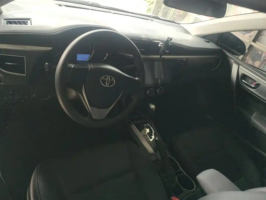 Toyota Levin 2017 — фото 12