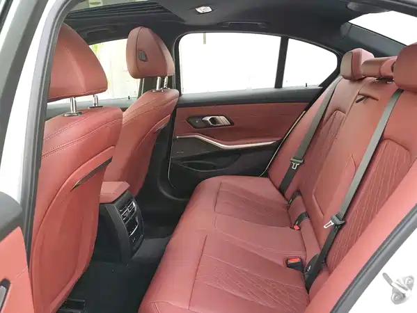 BMW 3 Series 2024