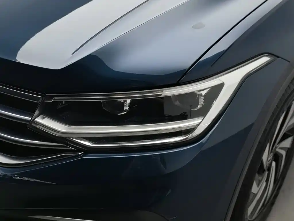 Volkswagen Tiguan L 2022