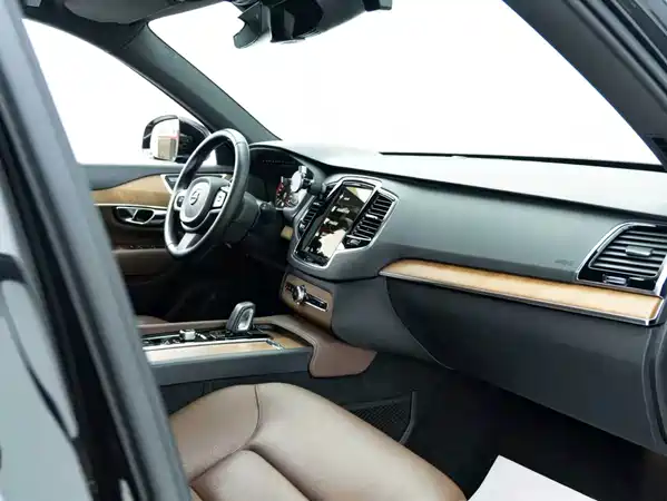 Volvo XC90 2021