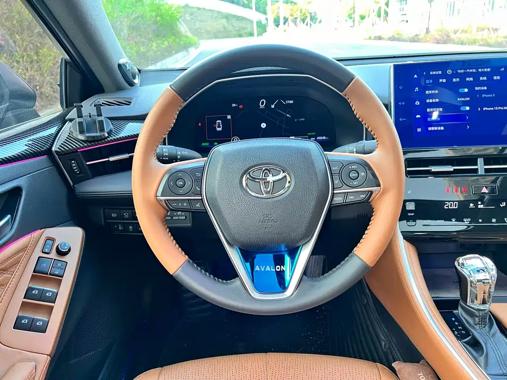 Toyota Avalon 2022 — фото 10