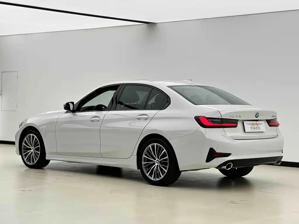 BMW 3 Series 2022