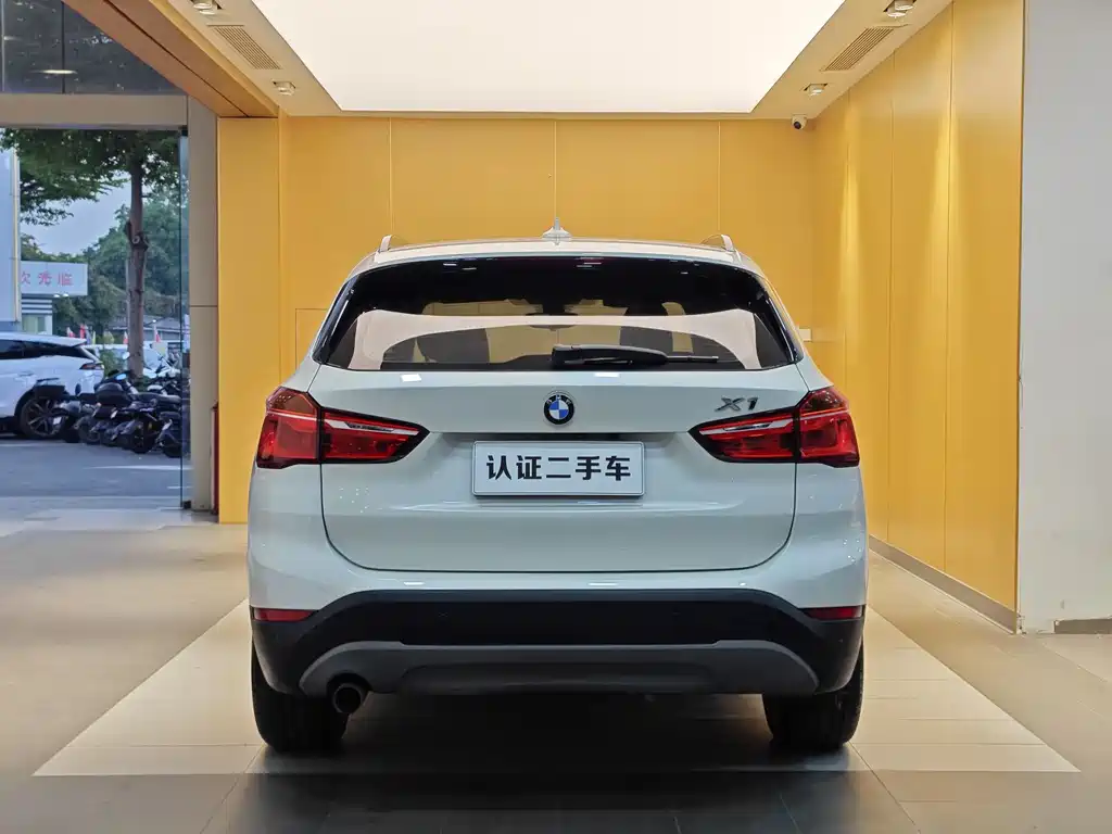 BMW X1 2016 — фото 29