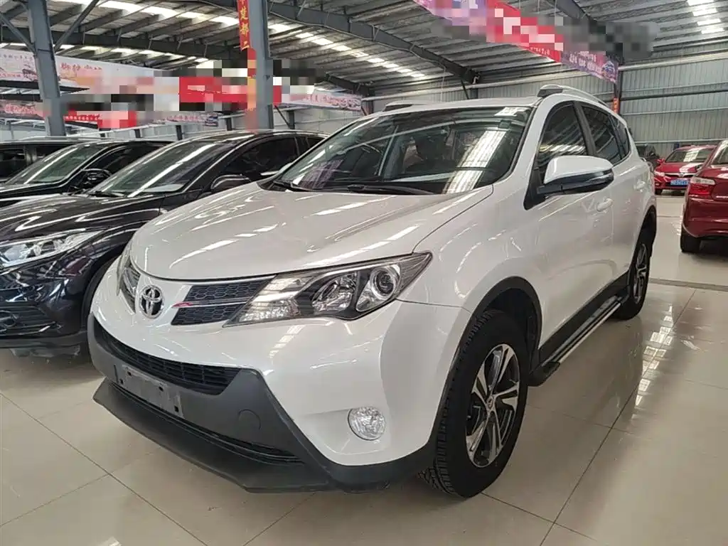 Toyota RAV4 2016 — фото 2