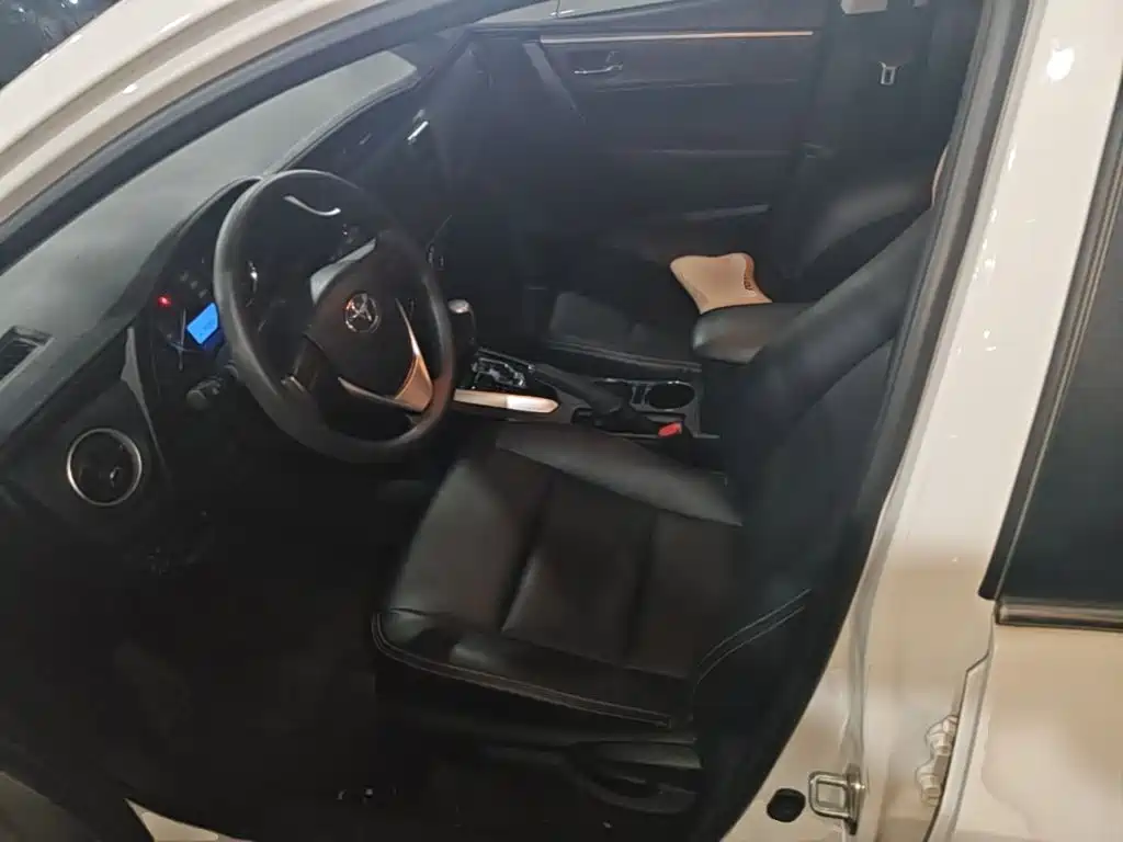 Toyota Corolla 2019 — фото 15