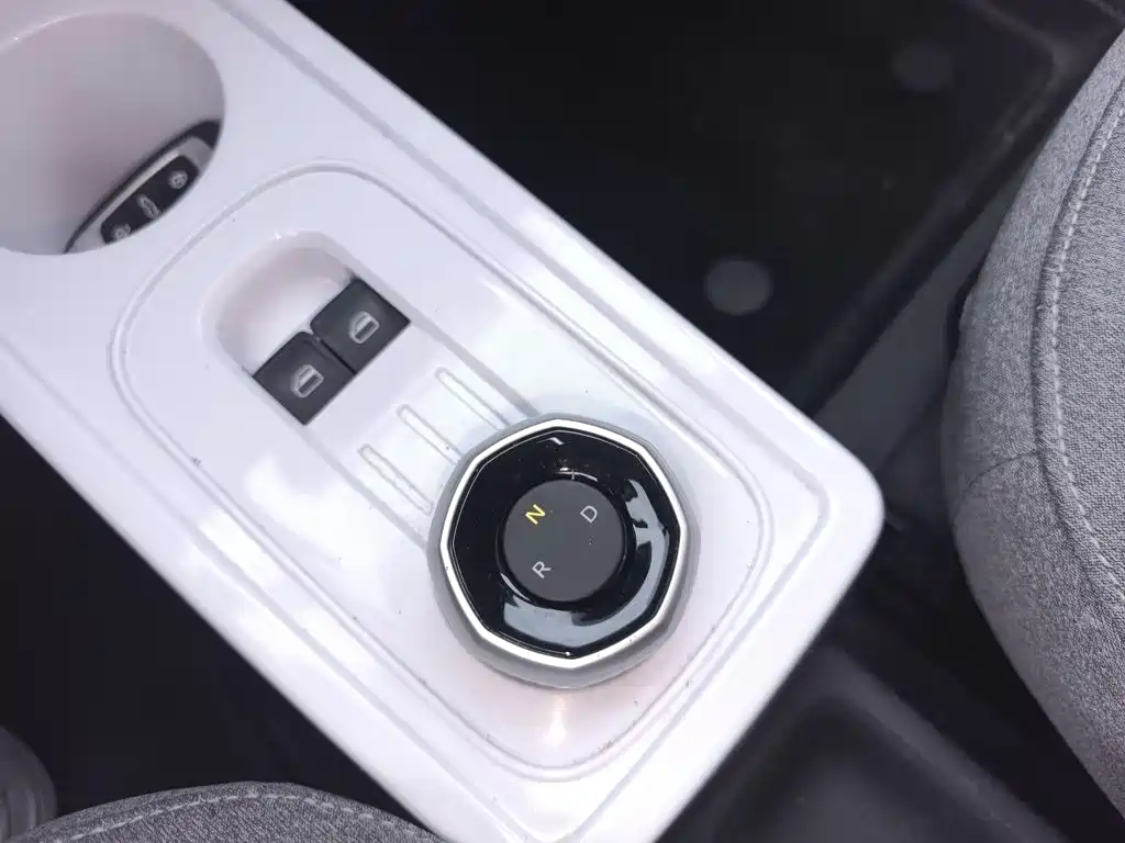 Geely Galaxy Panda 2025 — фото 6