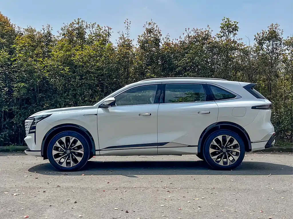 Changan CS75 PLUS 2026 — фото 7