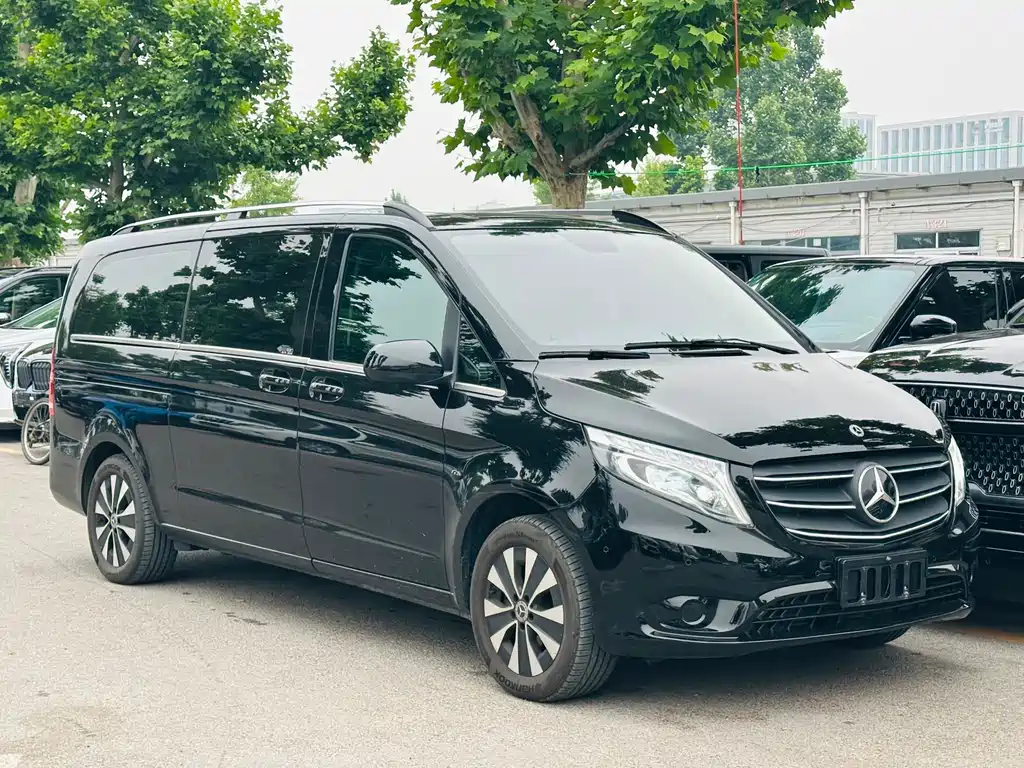 Mercedes-Benz Vito 2023 — фото 3