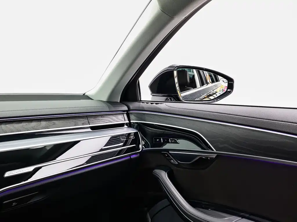 Audi A8 2023 — фото 21