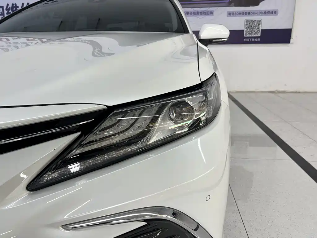 Toyota Camry 2021 — фото 15