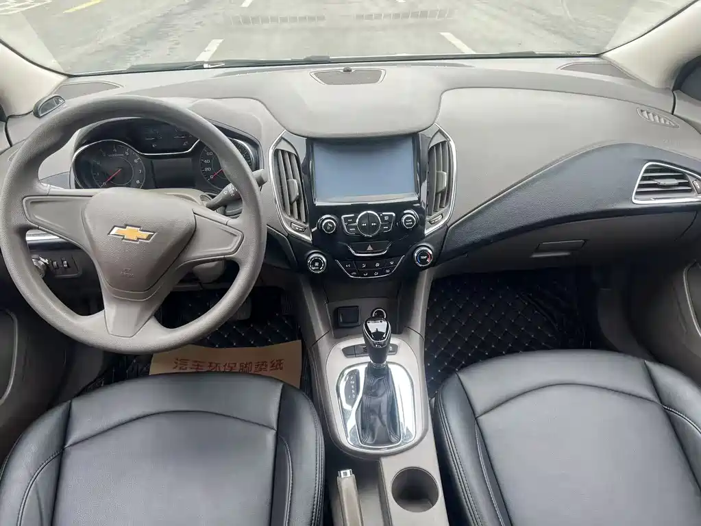 Chevrolet Cruze 2015 — фото 10