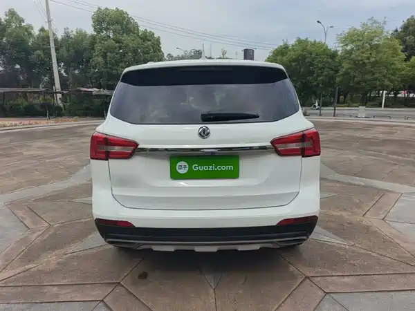 Dongfeng Jingyi X5 2017
