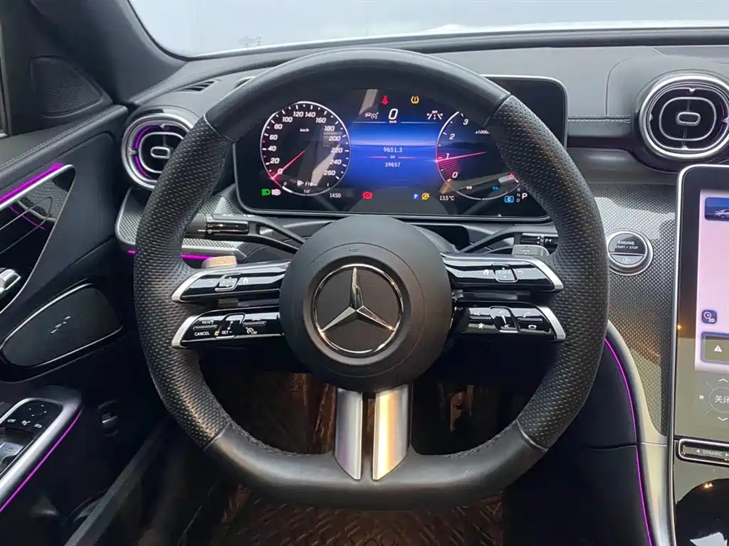 Mercedes-Benz C-Class 2024 — фото 14