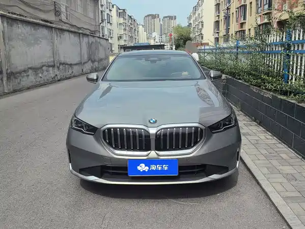 BMW 5 Series 2024