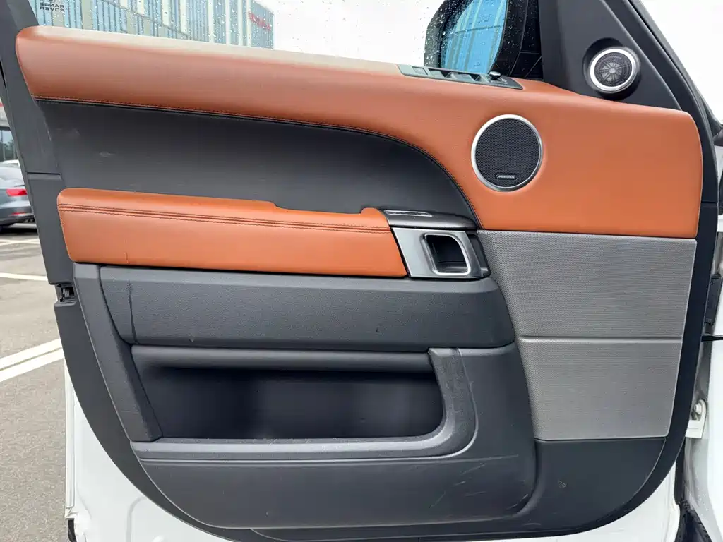 Land Rover Sport 2013 — фото 12