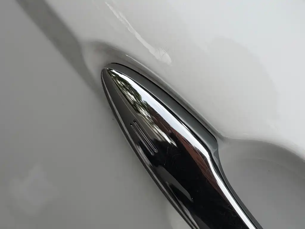 Toyota Camry 2023 — фото 7