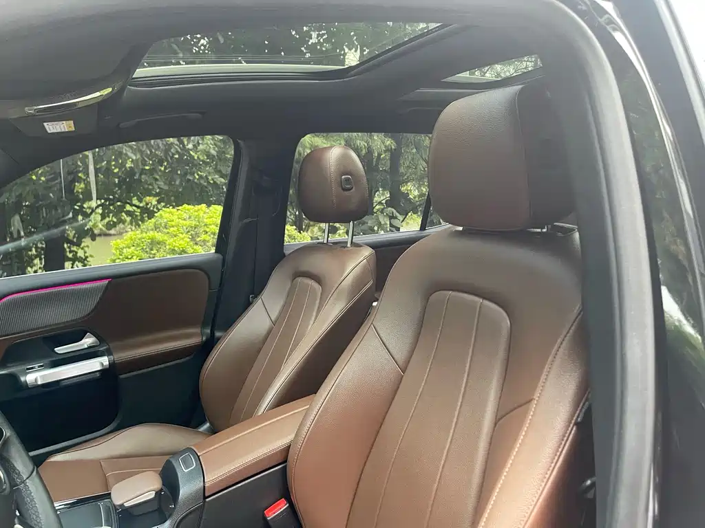 Mercedes-Benz GLB 2023 — фото 15