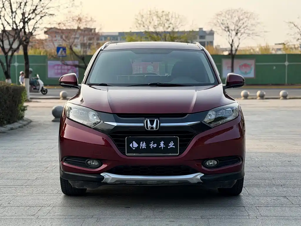 Honda Vezel 2015