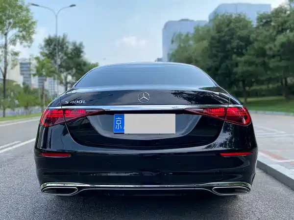 Mercedes-Benz S-Class 2023