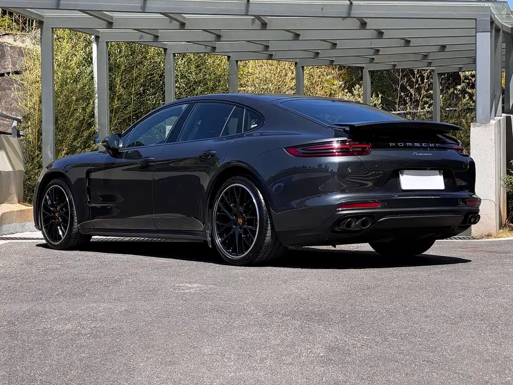 Porsche Panamera 2019 — фото 7