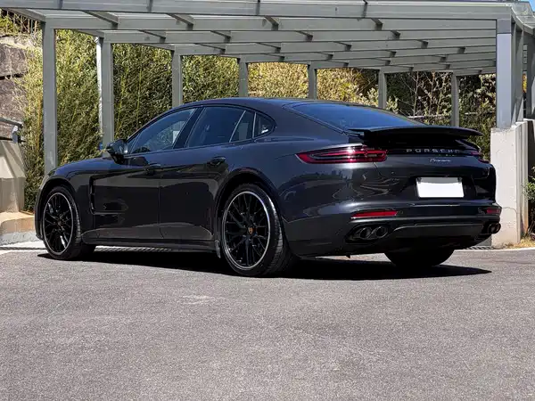 Porsche Panamera 2017