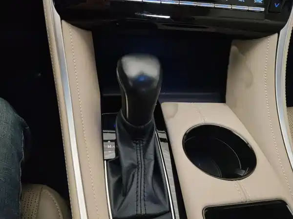 Toyota Avalon 2023