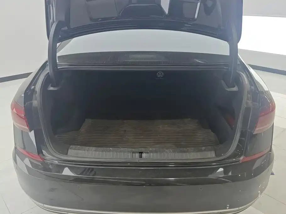 Volkswagen Passat 2022