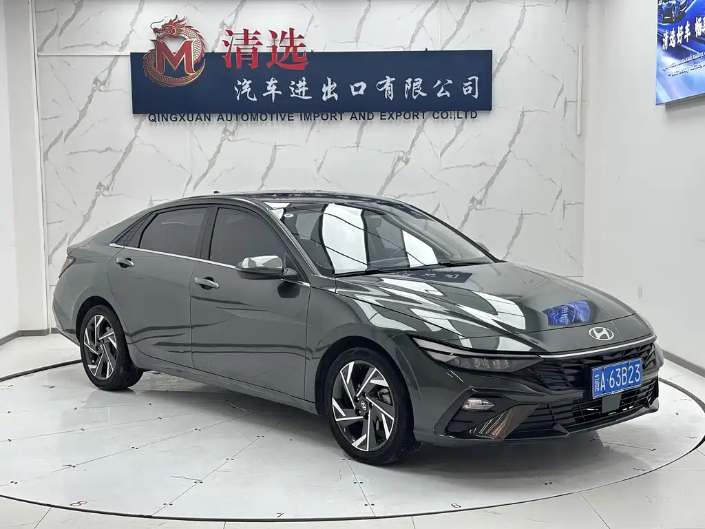 Hyundai Elantra 2023