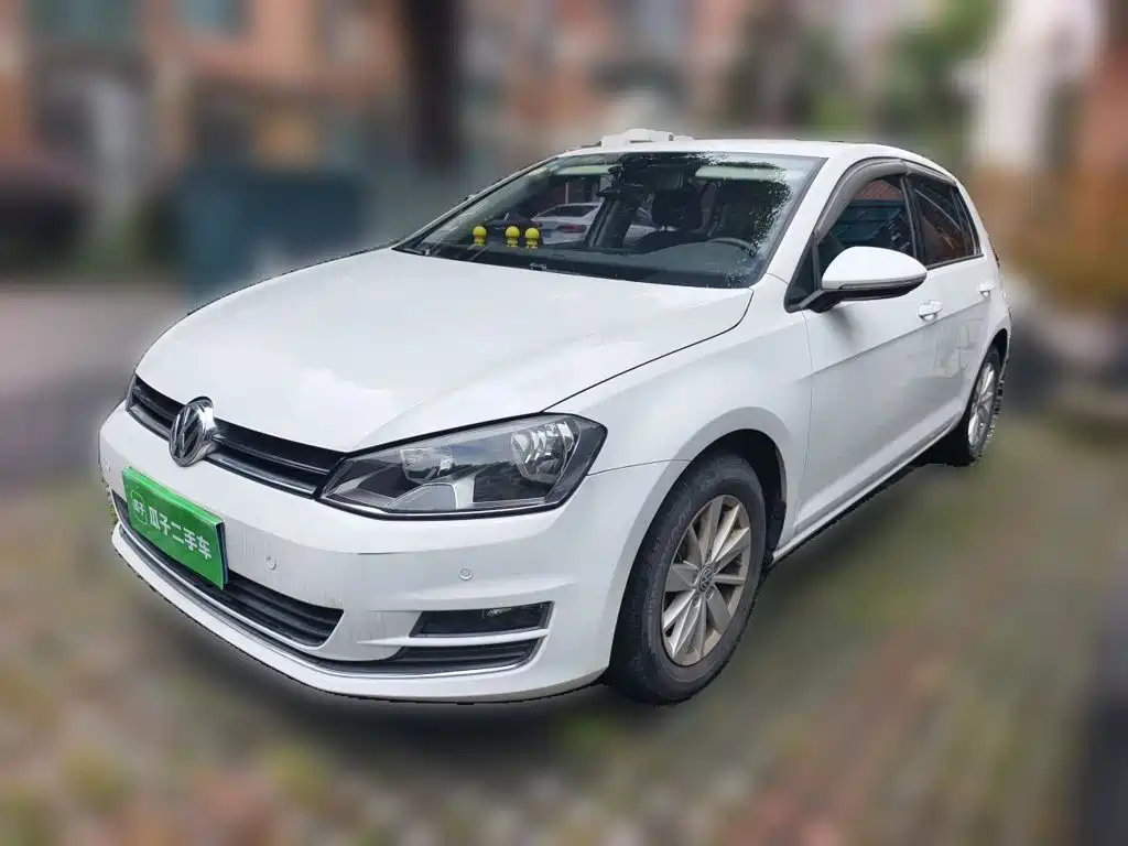 Volkswagen Golf 2018 — фото 1