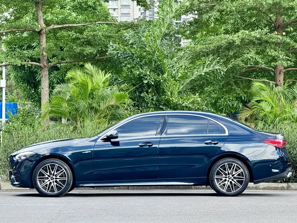 Mercedes-Benz C-Class 2023 — фото 5