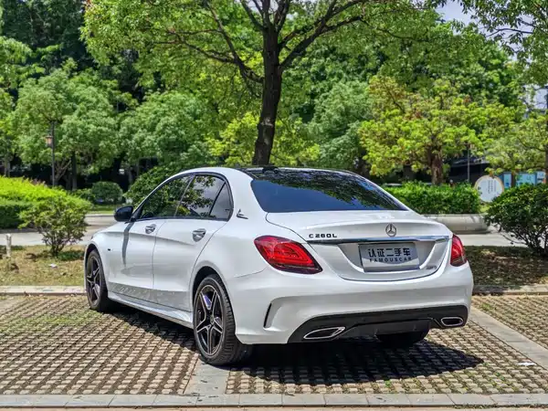 Mercedes-Benz C-Class 2021