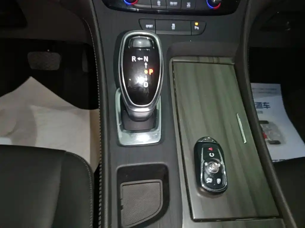 Buick LaCrosse 2020 — фото 14