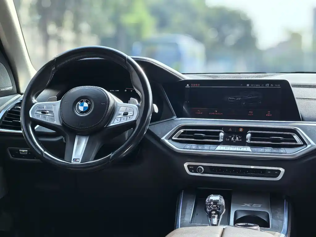 BMW X5 2022 — фото 10