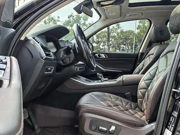 BMW X5 2022