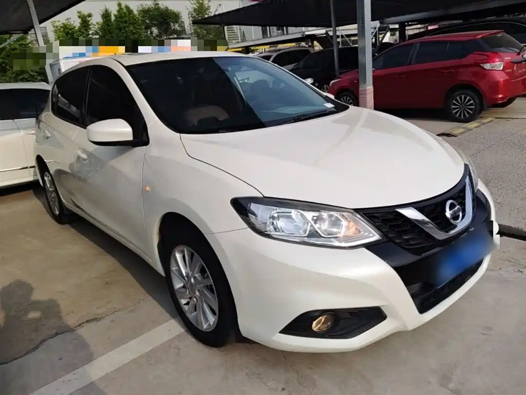 Nissan Tiida 2018 — фото 4