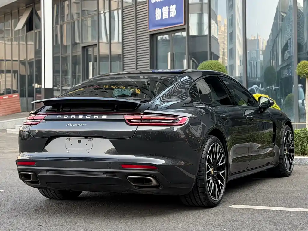 Porsche Panamera 2020 — фото 3