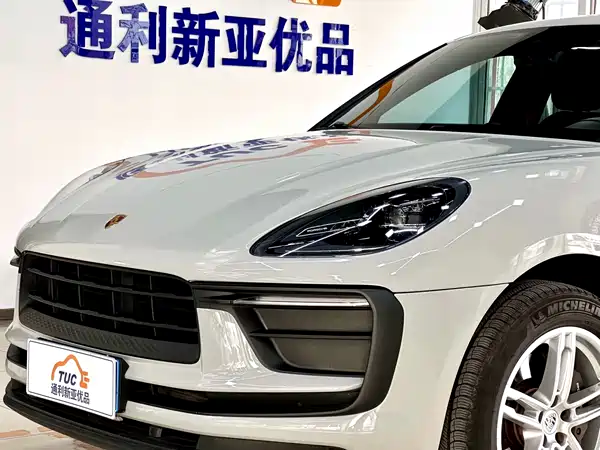 Porsche Macan 2023