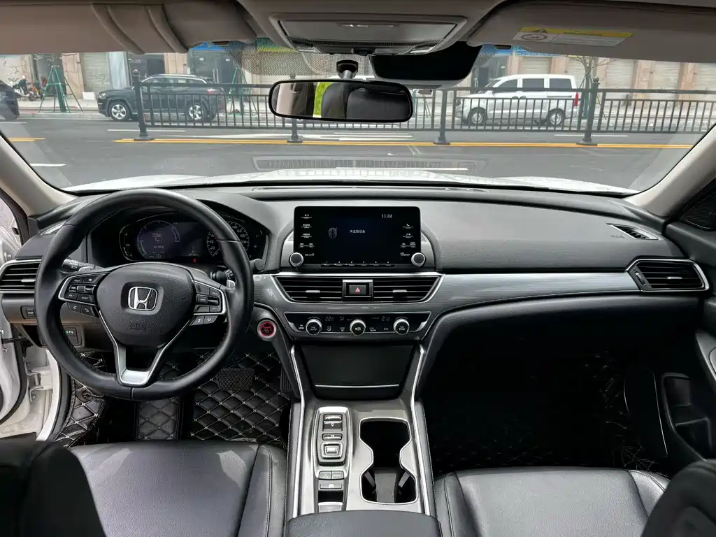 Honda Accord 2018 — фото 4