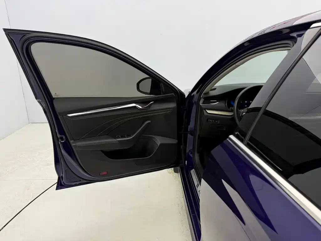 Skoda Octavia 2021 — фото 20