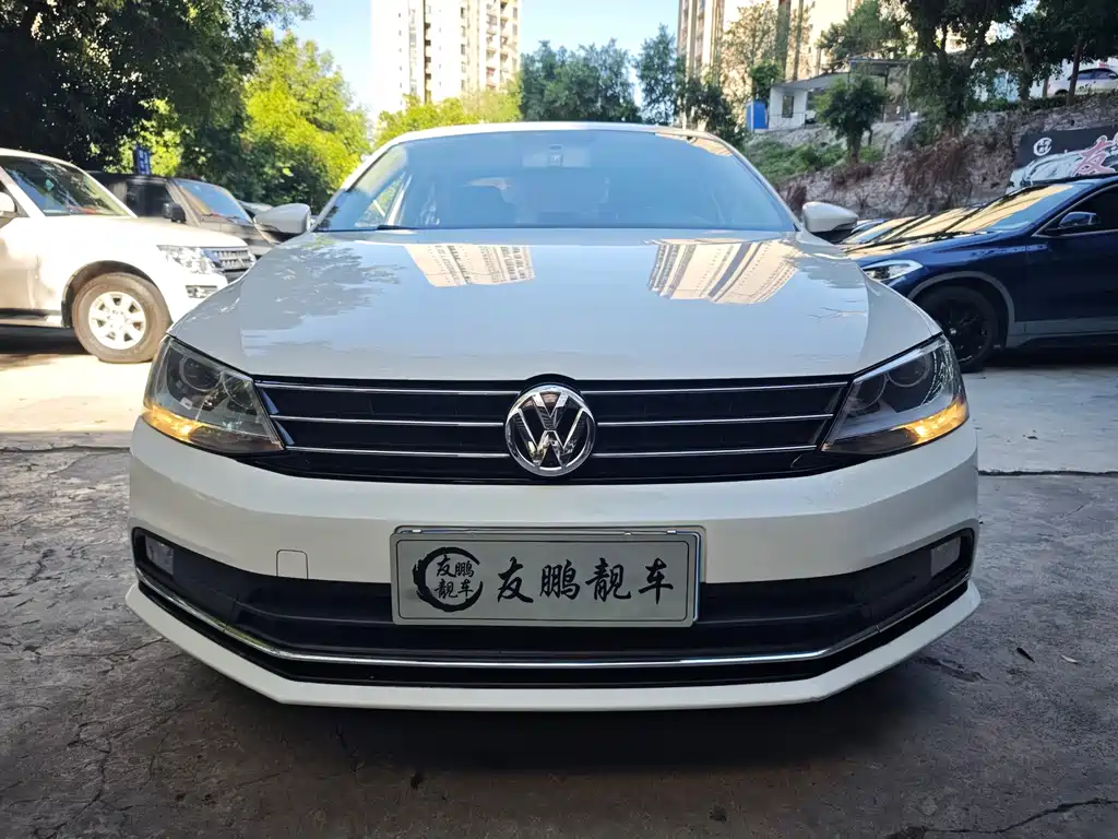 Volkswagen Sagitar 2017