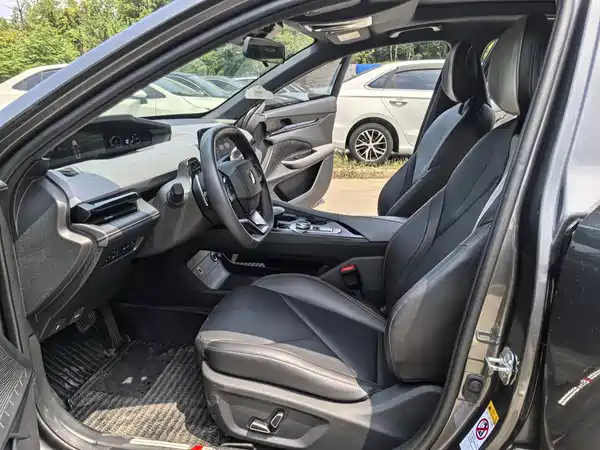 Changan UNI-V 2022