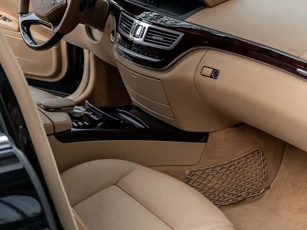 Mercedes-Benz S-Class 2012 — фото 16
