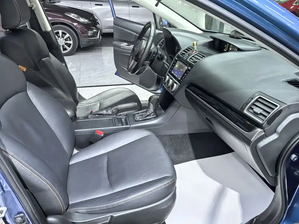 Subaru XV 2017 — фото 8
